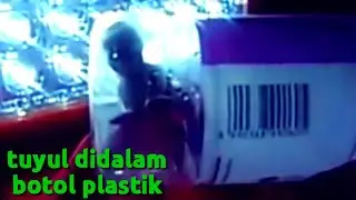 Penangkapan tuyul dalam botol
