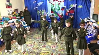 Танец Служить России в детском саду