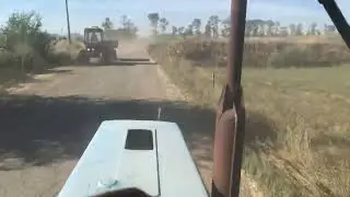 Вывозим навоз на поле