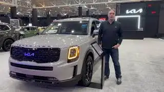 Dan Stansbury at the Cleveland Auto Show | 2022 Kia Telluride