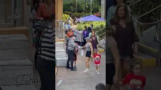 Tom the Mime | Hot Mom Gets Unexpected Selfie 😍😍😍