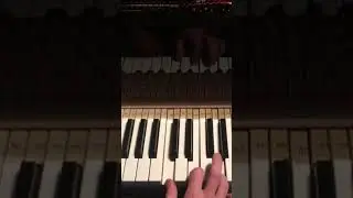 Find new chords via voice leading. #pianolessons #pianotutorial  #pianoplayer #musiclessons