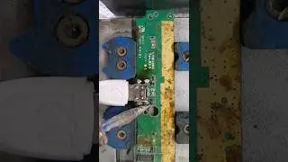 charging connector change new trick #charging #solution #mobilerepairing #viral #youtubeshorts