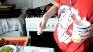 Делали торт с Анькой