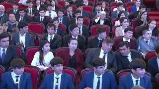 Мукофотсупорӣ ба ғолибони озмунҳо ва дастаи футболбозони 