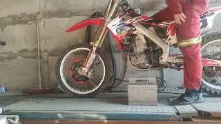 Плохо заводится Honda CRF 450r инжектор без АКБ.