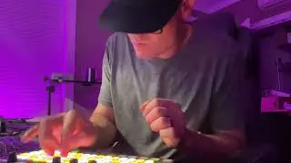 Upbeat vibes: quick (live jam) w/ the AKAI 🔥 on a forgotten beat