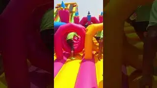 Have fun playing in the inflatable park  #inflatable #bouncycastle #funny