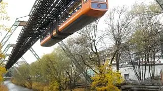 उलटी चलने वाली ट्रेन ( hanging train )