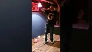 Поклон пред хип хопа (live @ Fuzzy bar Sofia 2.10.2021)