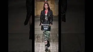 Сравним Леггинсы #fashion90s Носим  #trends #moschino #SS25