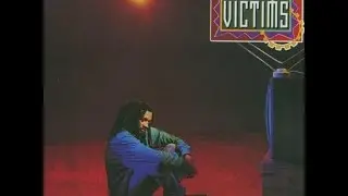 LUCKY DUBE - Victims
