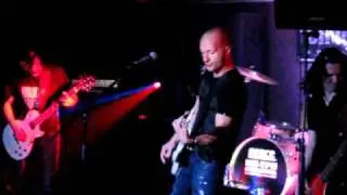 Drugly Cats - Мужчины не взрослеют (Live in Moscow, club PiPL, 19.02.2011)