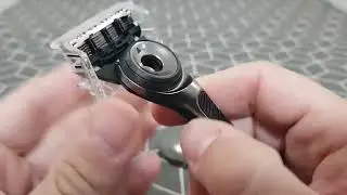Gillette Labs Maquinilla, Robusta, ligera y un diseño muy cuidado