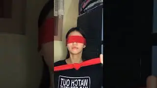 Self blindfold and gag. 😍🔥