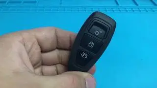 Замена батарейки в смарт ключе Форд / Replacing the battery in the Ford smart key