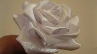 Kanzashi, satin ribbon. 