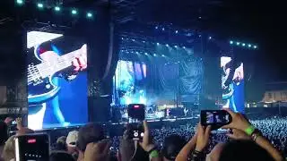Guns N' Roses - Knocking on heaven's door. LIVE 2023