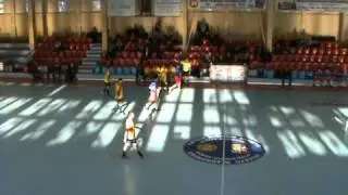 XVIII Halowe MP cz.9 Wągrowiec 04.12.10' * FINAŁ * CT Poznań - EZ Gliwice 1 połowa cz.1