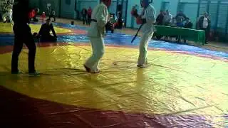 Коишыбаев Дарын в синем шлеме  vs СОБР, ои жесть накаут