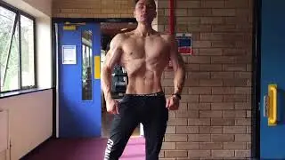 Posing practice freestyle - Vacuum pose