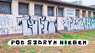 POD SZARYM NIEBEM