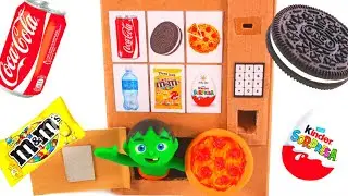 Pizza Vending Machine 😱😱😱