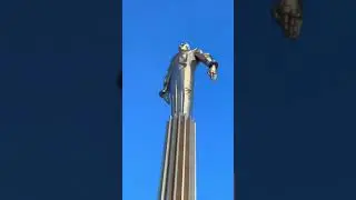 Памятник первому космонавту Земли Юрию Алексеевичу Гагарину, Москва (Площадь Гагарина)