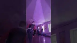 Танцуем флеш моб!!! 9  класс )))