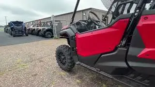 2024 Honda Pioneer 1000-5 Deluxe