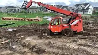 JLG Skytrak Telehandler Tracks | Right Track Systems Int