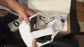 The first acquaintance with the virtual reality glasses VR Oculus Quest 2 256Gb.