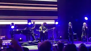 Stevie Nicks STAND BACK at Xfinity Center in Massachusetts 9/19/22