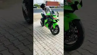 Kawasaki Zx10R Exhaust sound 👑🤩 #iphone14 #smartphone #trendingshorts #trendingvideo #masswhatsapp