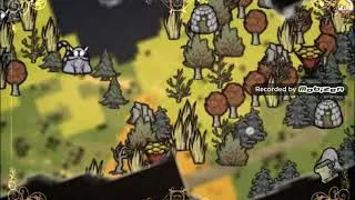Don't Starve Pocket edition #1 getting chased by killer bees!
