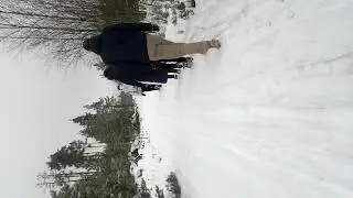 покатал на лыжах