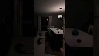 Как убежать от призрака в Phasmophobia??