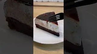 Такой торт вы с лёгкостью приготовите дома)) 