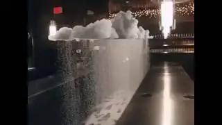 Снежные тучи и снег в баре