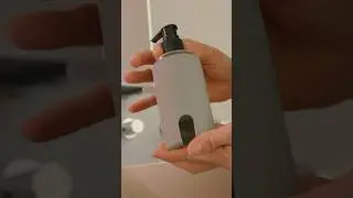 When designing our Shampoo Brush, we wanted to make it easy to use while showering your furry friend
