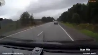 [18+] Accident after failed overtaking