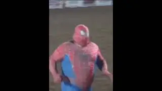 Человек-паук уже не тот 😸Spiderman is not the same anymore. #shorts #jokes #приколы