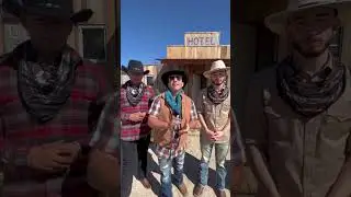 Lo más nuevo! “Mia Un Año” con Juan Gabriel! 