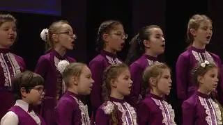 Г. Струве, Л. Казаренко «Музыка дождя» (хор младших классов «Светлячок», руководитель С. А. Лысенко)
