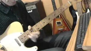 Audioslave - Doesn't Remind Me (solo)