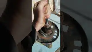 Чи це справний амортизатор Рено Меган 3, 1.6 бензин?