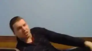 папич приуныл и заснул на стриме