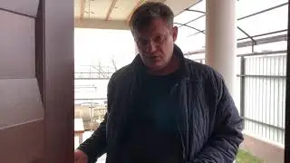 Чтобы дверь мягче закрывалась