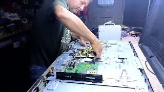Old Hitachi LCD stuck in stand by ,but no bulging caps.....