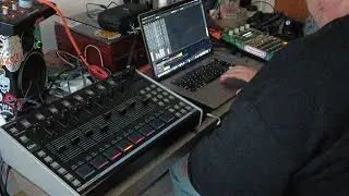 Isla s2400 x Sp404 MK2 x Serato Studio